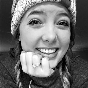 Meet your Posher, Haley